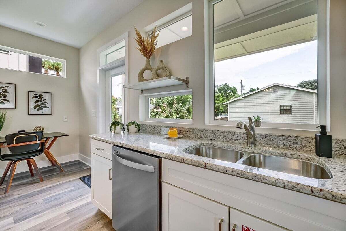Photo 15 of LUX Riberia – 315 | 12-min walk to Historic DTN