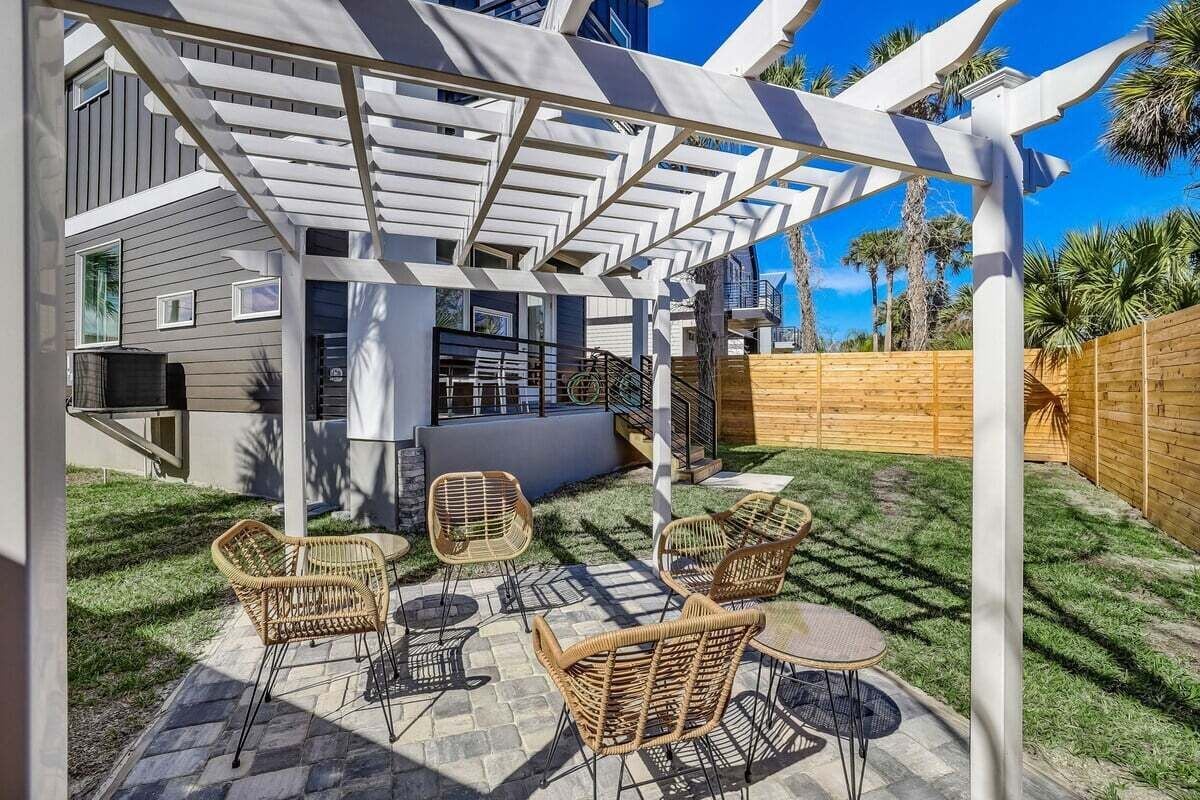 Photo 40 of LUX Riberia – 315 | 12-min walk to Historic DTN
