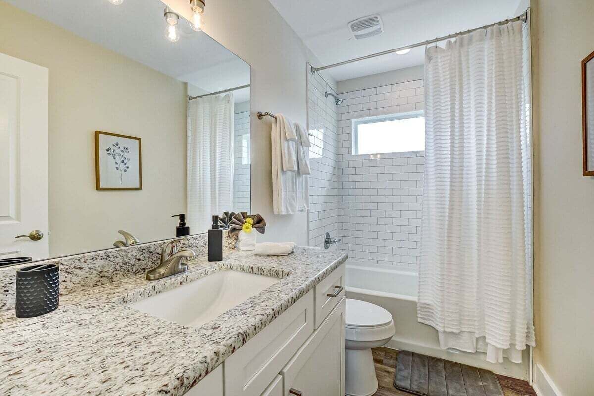 Photo 30 of LUX Riberia – 315 | 12-min walk to Historic DTN