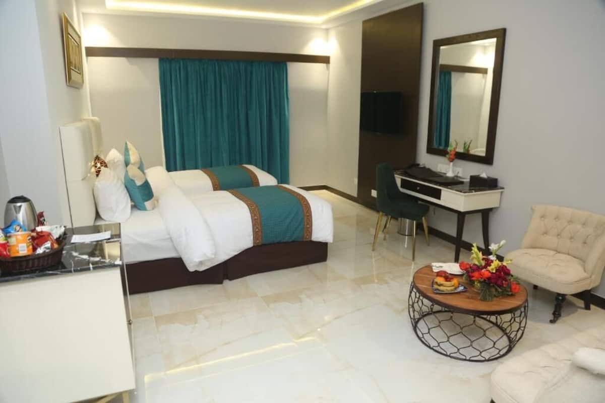 Deluxe Double or Twin Room | 1 bedroom, free WiFi, bed sheets