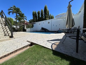 Piscine extérieure