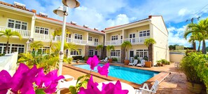 Pool - A modern, family friendly retreat in the heart of leisurely, upmarket Rodney Bay (Rodney Bay)