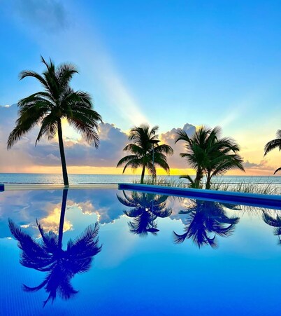 All Shades of Blu -Best Resort in Caye Caulker