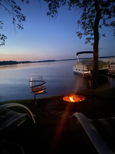 Private lake home with Pontoon on Lake Ida in Alexandria, MN