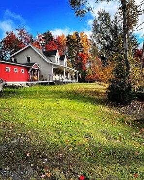 Exterior - Close to 4 ski areas (Middlesex)