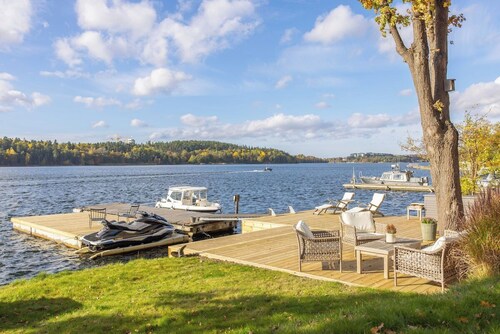 A private estate of four houses on a car-free island