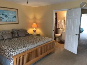 3 bedrooms, desk, free WiFi, bed sheets