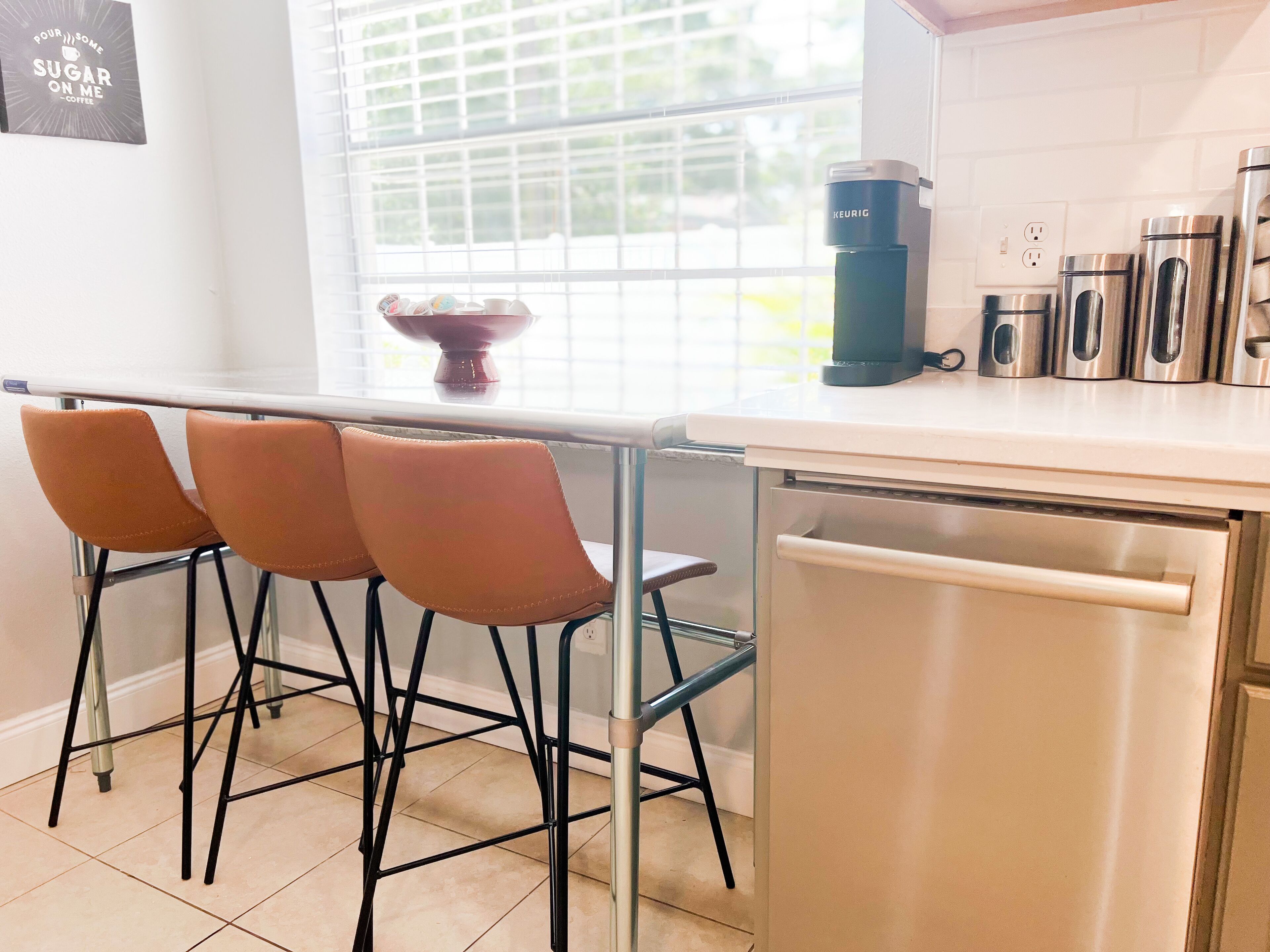 NEW! Hitz The Town House Near Tampa Attractions
