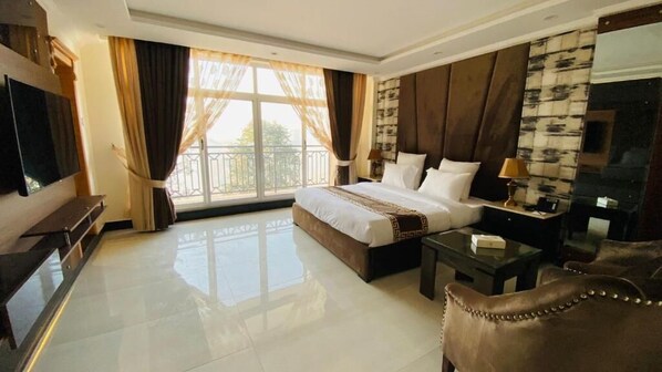 Minibar, iron/ironing board, free WiFi, bed sheets - Faletti's Grand Hotel Murree (Murree)