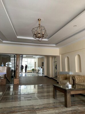 Interior - Faletti's Grand Hotel Murree (Murree)