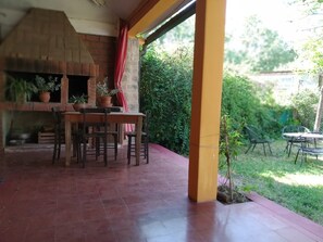 Outdoor dining - El Rancho Villa Rustica Entire House (Rio Ceballos)