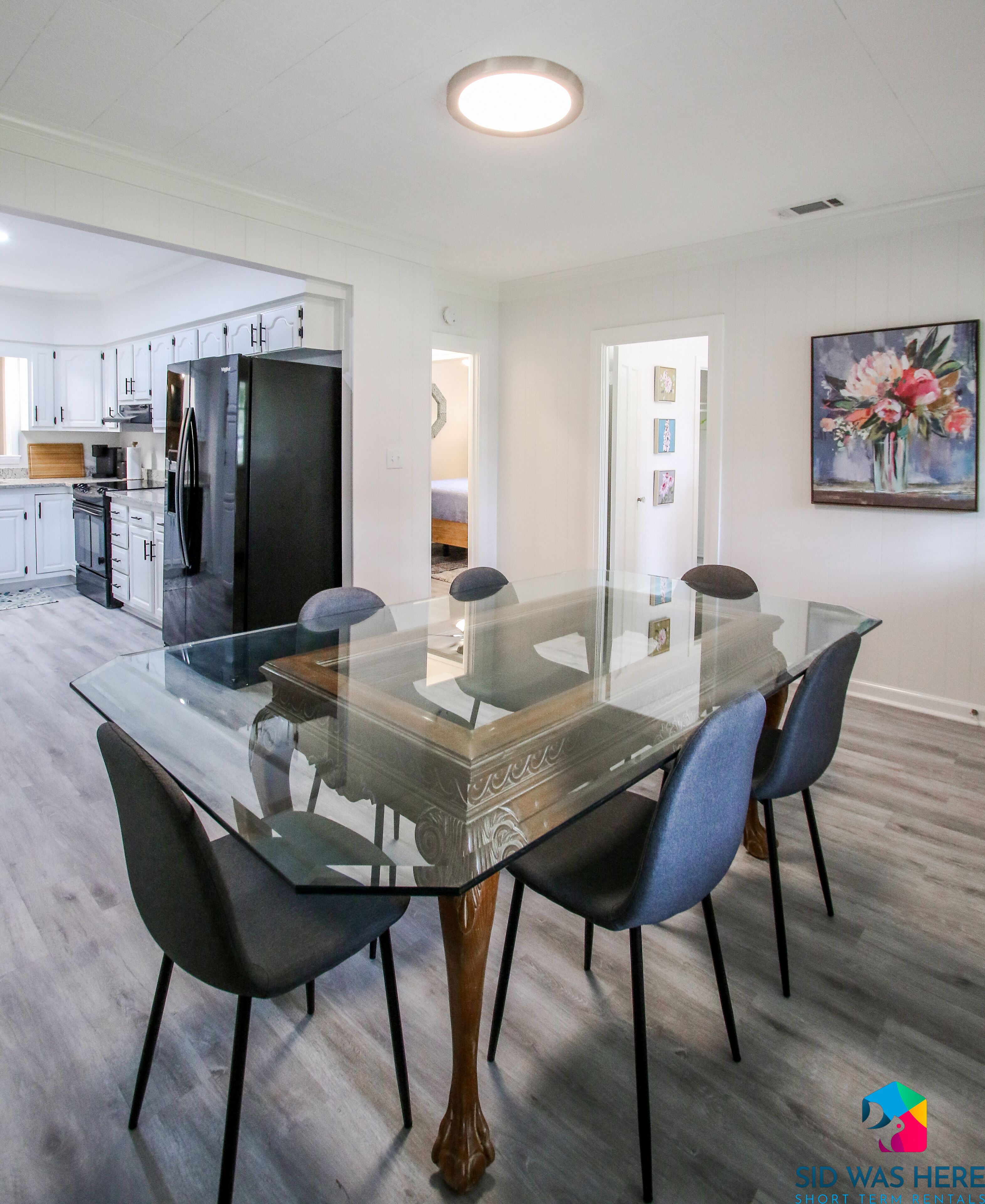 Business House | In-room dining