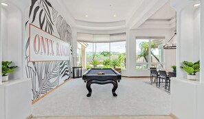 Spielezimmer