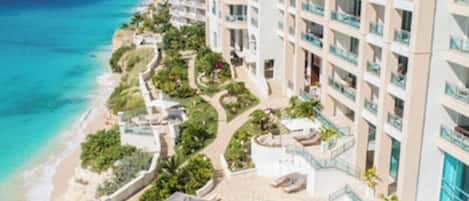 Innenpool, Außenpool