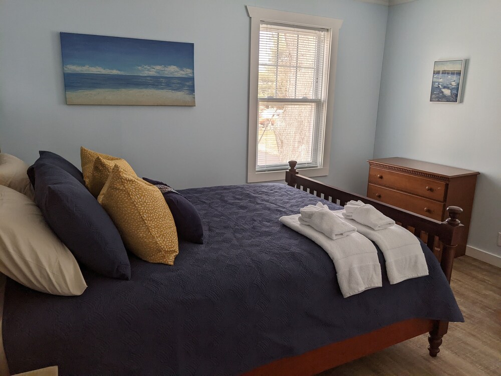 Sodus Bayside Cottage Getaway Sodus Point Vrbo