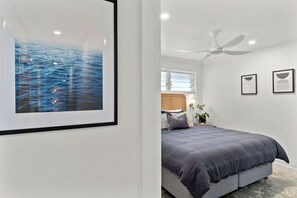 3 chambres, fer et planche à repasser, accès au Wi-Fi (inclus)