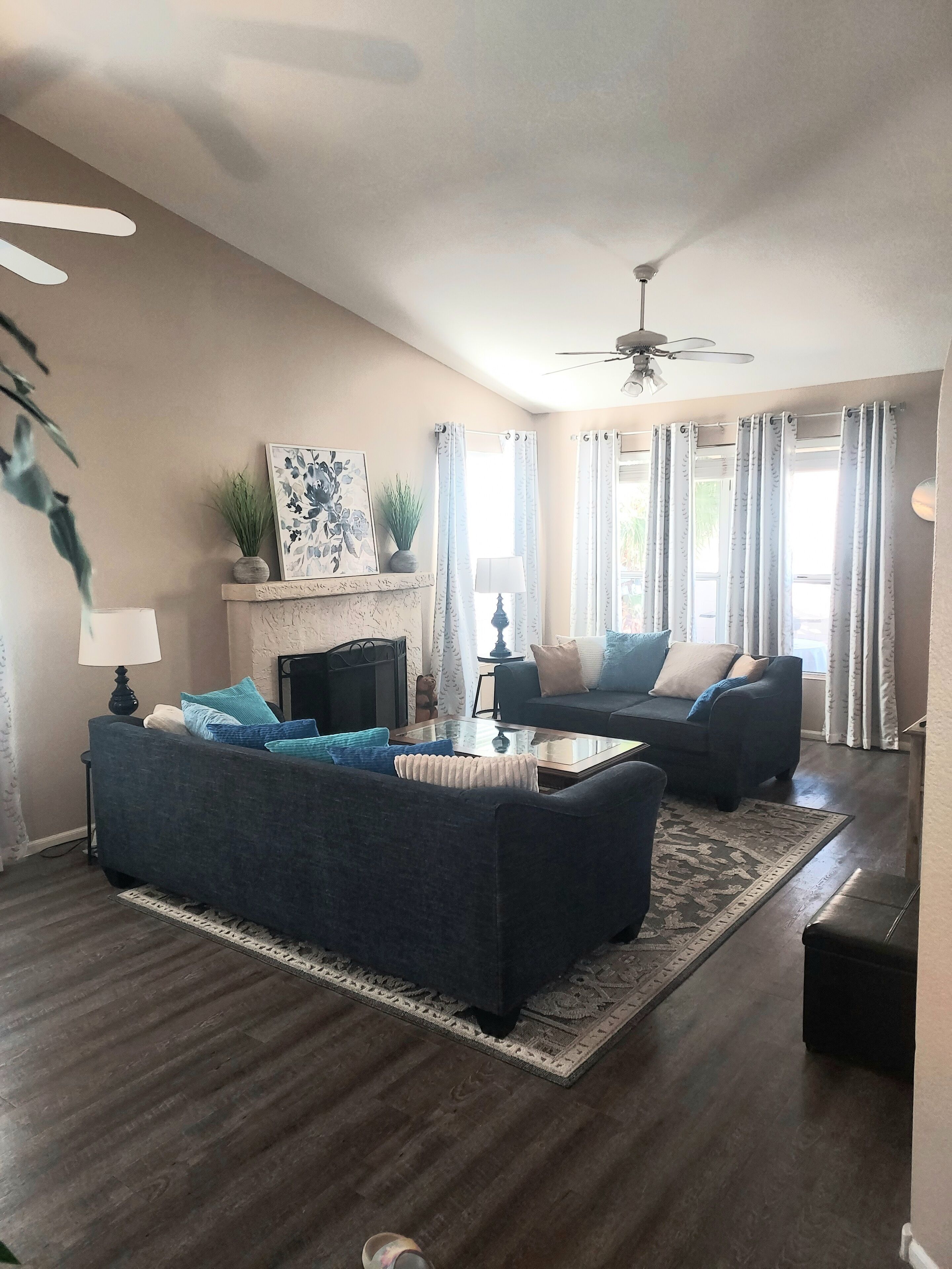 Lake Area And Parkside Home Near South Lake 3b/2b - Goodyear, AZ