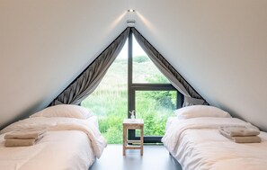 2 Schlafzimmer, Reisekinderbett, kostenloses WLAN, Bettwäsche
