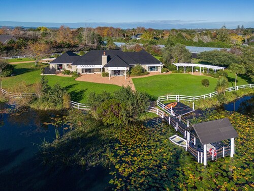 A Majestic Slice of Heaven with a private lake!