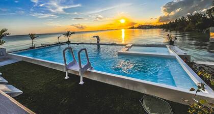 Amazing Ocean View Townhouse Condo Elevated Pool & Balcony