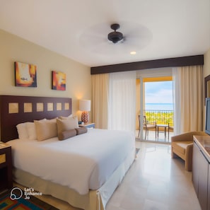 Tabla de planchar con plancha, Internet, ropa de cama