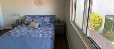 4 chambres, bureau, fer et planche Ă repasser, accĂšs au Wi-Fi (inclus)