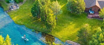 Basecamp Stays: Private Island, Fire Pit, Arcade!