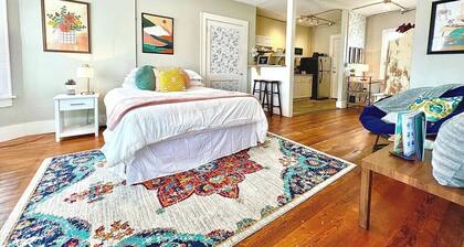 Art+Music+Entertainment+PetsOK+Downtown+Cozy