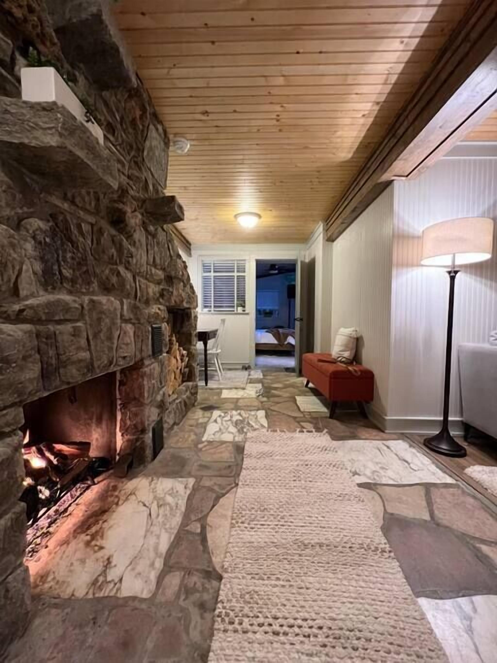 2 Cabins, 100 Mile Views, Hot Tub, 2½ Miles To Br - Blowing Rock, NC