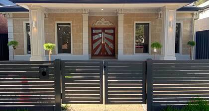 New & Spacious Luxury Mansion with 5 Bedrooms & 4