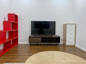 Interior - New & Spacious Luxury Mansion with 5 Bedrooms & 4 (Unley)