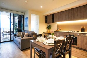 Interior - Luxury City Zen Apt - Rundle Mall - Gym - BBQ (Adelaide)