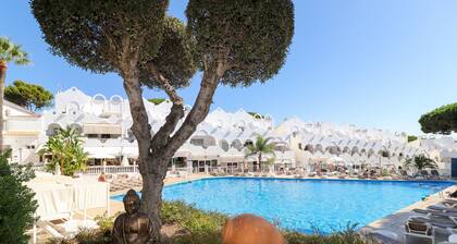 Beautiful sunny townhouse - great resort facilities