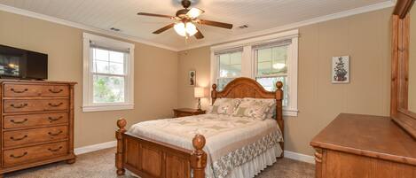 2 室のベッドルーム、高級寝具、客室ごとに異なる装飾、客室ごとに異なるインテリア