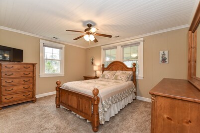 Miss Audrey Quiet&Cozy Historic Cottage