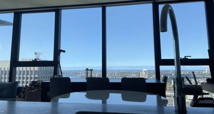 Sydney's Tallest Residential with CBD/Harbour Views, Gym, Pool, Jacuzzi, Sauna