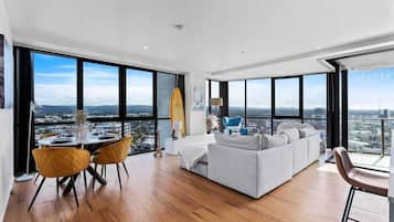 Apartment, 3 Bedrooms, 2 Bathrooms | Living area | 20-inch LCD TV with digital channels, TV