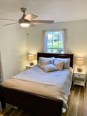 1 bedroom, free WiFi, bed sheets