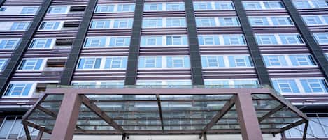 Fachada de la propiedad