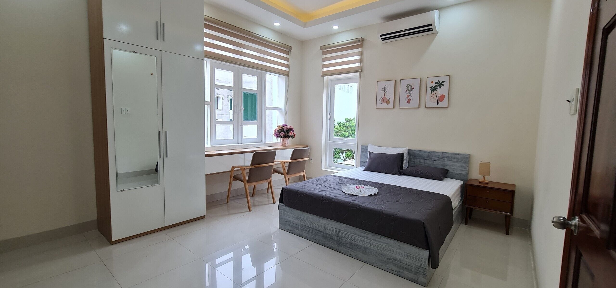 Villa | 4 bedrooms, hypo-allergenic bedding, down duvets, memory-foam beds