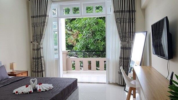 Villa | 4 bedrooms, hypo-allergenic bedding, down duvets, memory-foam beds - VILLA CHAU GIA VUNG TAU CO CHO XE HOI (Ho Chi Minh City)