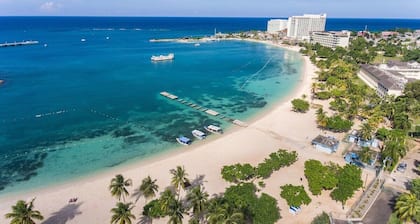 Fisherman's Point Ocean View Hotel
