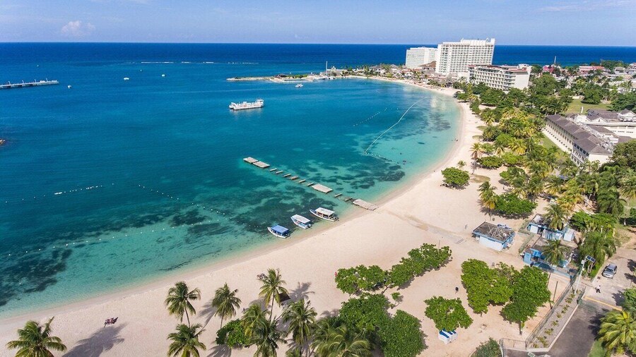 Fisherman's Point Ocean View Hotel