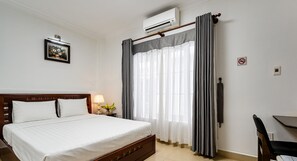 ห้องสแตนดาร์ด, เตียงควีนไซส์ 1 เตียง | เครื่องนอนป้องกันสารก่อภูมิแพ้, ผ้านวมขนเป็ด, ตู้นิรภัยในห้องพัก