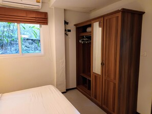 Comfort House | 1 bedroom, individually decorated, individually furnished, desk - Peaceful 1 BR home in private residence (Koh Samui)