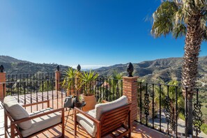 Hochwertige Bettwaren, individuell dekoriert, individuell eingerichtet