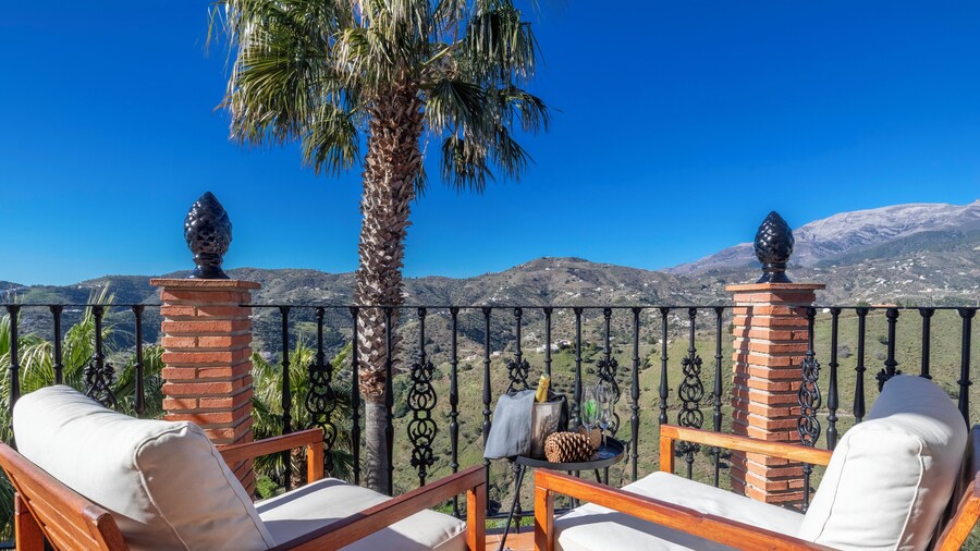 Malaga Hills Double Comfort Boutique & Wellness Hotel -Adults Only