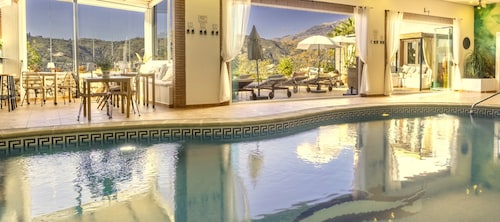   Malaga Hills Double Comfort Boutique & Wellness Hotel -Adults Only