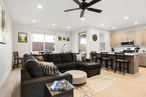 Townhome, 3 Bedrooms | Living room - Fore Fun #50 by RedAwning (Santa Clara)