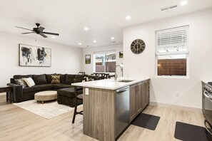 Townhome, 3 Bedrooms | Private kitchen - Fore Fun #50 by RedAwning (Santa Clara)